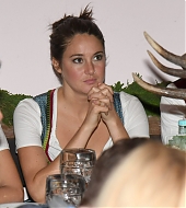 Filename=001.jpg
Filesize=354KiB
Dimensions=2500x1667
Date added=Aug 03, 2019 001.jpg