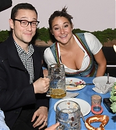 Filename=002.jpg
Filesize=544KiB
Dimensions=2500x1667
Date added=Aug 03, 2019 002.jpg
